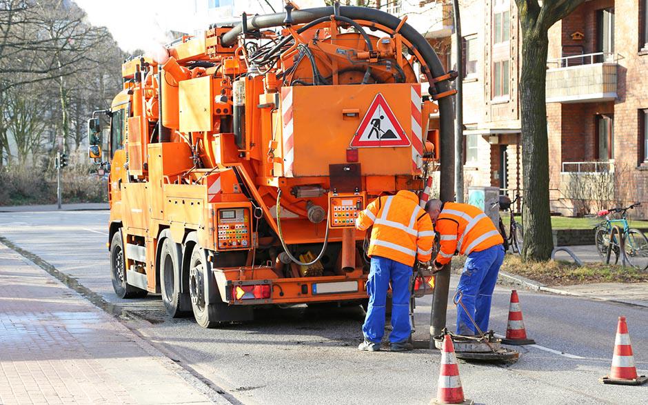 camion pompe egout Villejuif